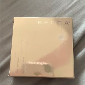 BECCA Shimmering Skin Perfector Pressed
